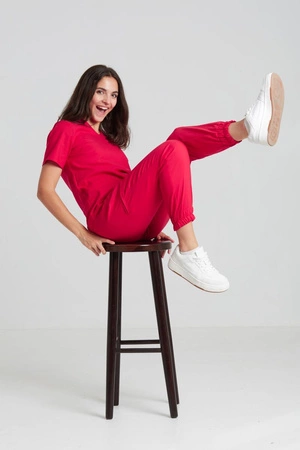 Spodnie medyczne joggery damskie - Merit - Bold red - KangooNature
