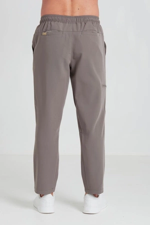 Spodnie medyczne proste męskie - Sokrates - Cocoa brown