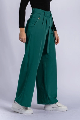 Spodnie medyczne damskie z szeroką nogawką - Lucy - Bottle green - KangooSoft Premium