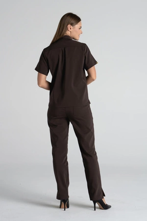 Eleganckie spodnie medyczne damskie z rozcięciem - Esther - Dark chocolate - Kangoomed by Emily