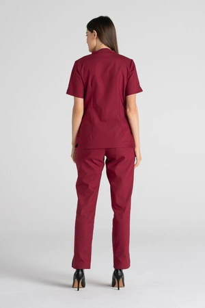 Elegancka bluza medyczna damska ze stójką May - Maroon - Kangoomed by Emily
