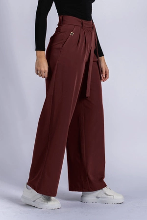 Spodnie medyczne damskie z szeroką nogawką - Lucy - Sangria - KangooSoft