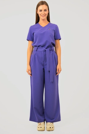 Spodnie medyczne damskie z szeroką nogawką - Lucy - Atomic berry - KangooSoft
